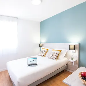 Comfort Aix צרפת
